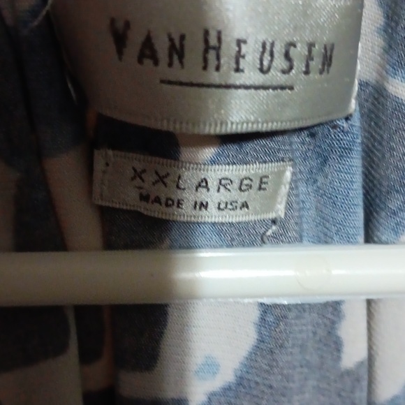 Blouse - Picture 2 of 2